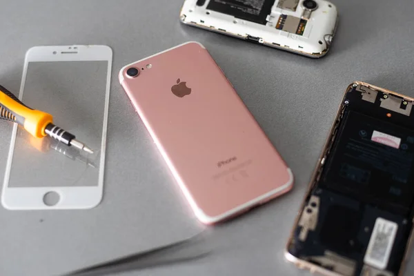 Osnovnyye-uyazvimosti-iPhone-i-osobennosti-ikh-remonta